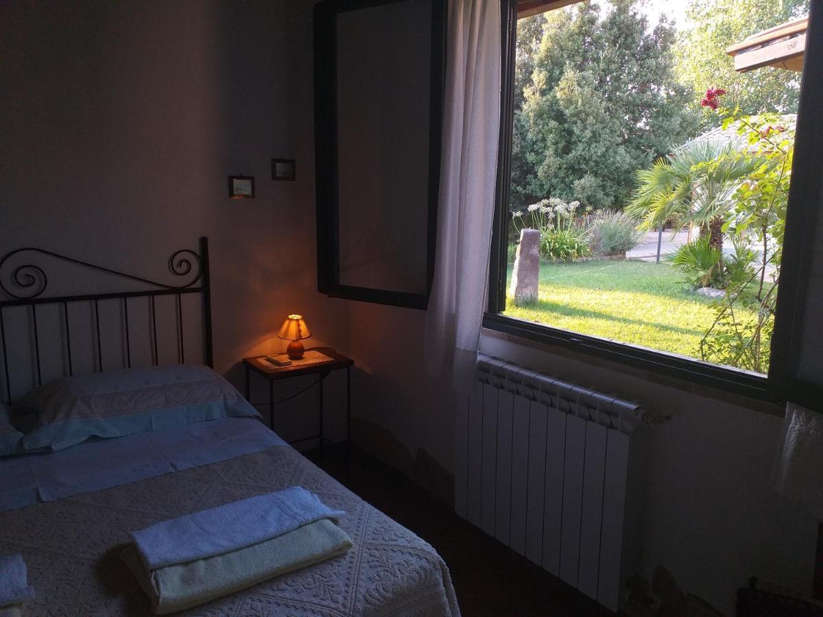 B&B Is Camminantis Nurallao Экстерьер фото